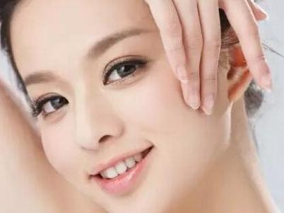 1550點(diǎn)陣激光延緩您的青春！